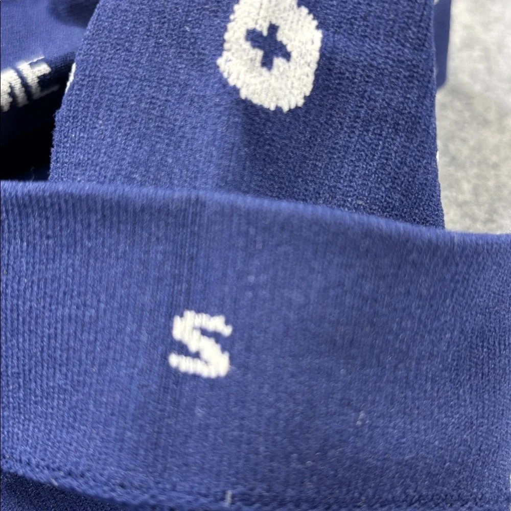FIGS 100% Awesome compression blue white medical series  Patterned socks S